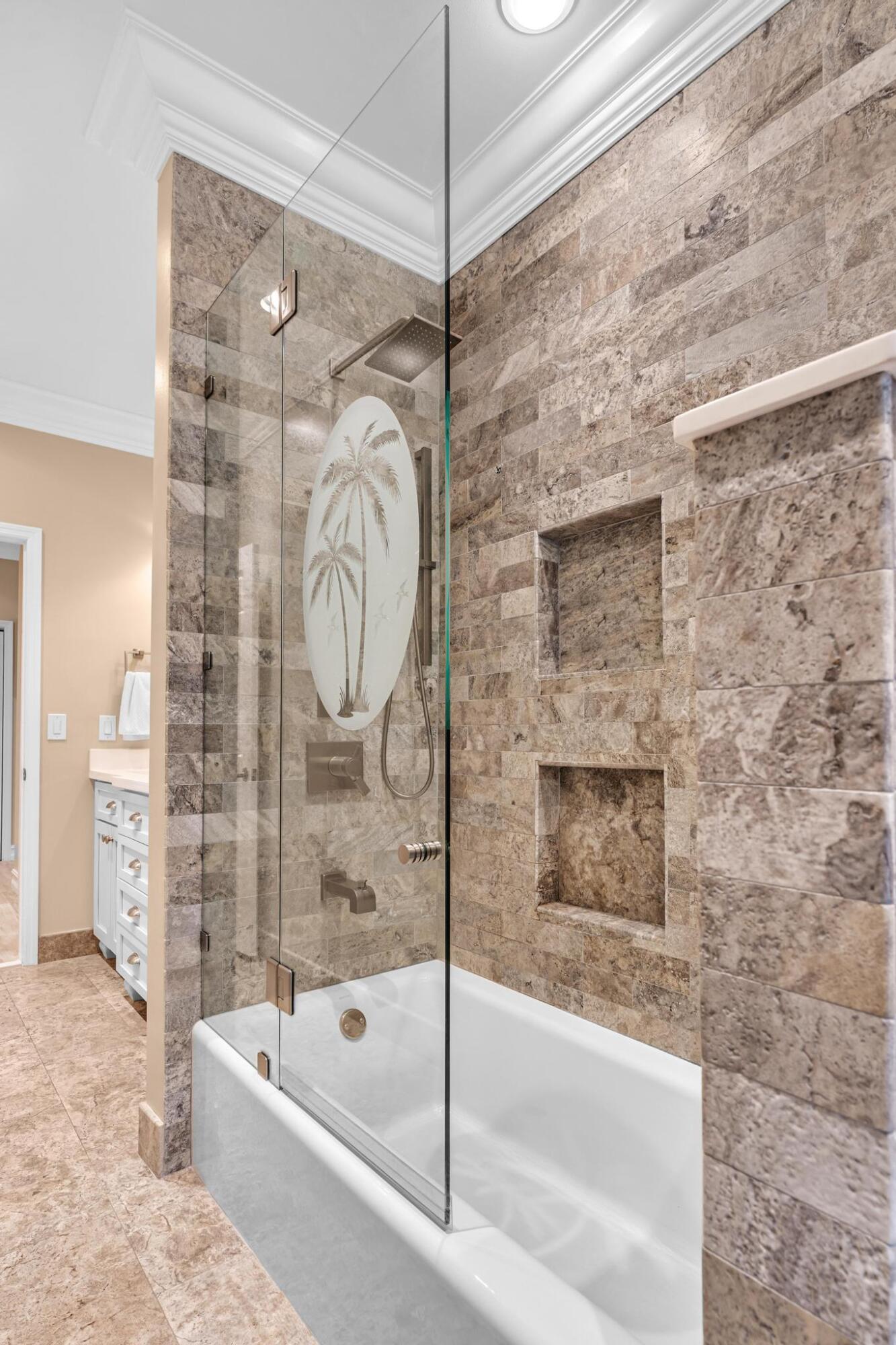 JACARANDA LAKES SECTION ELEVEN - Residential