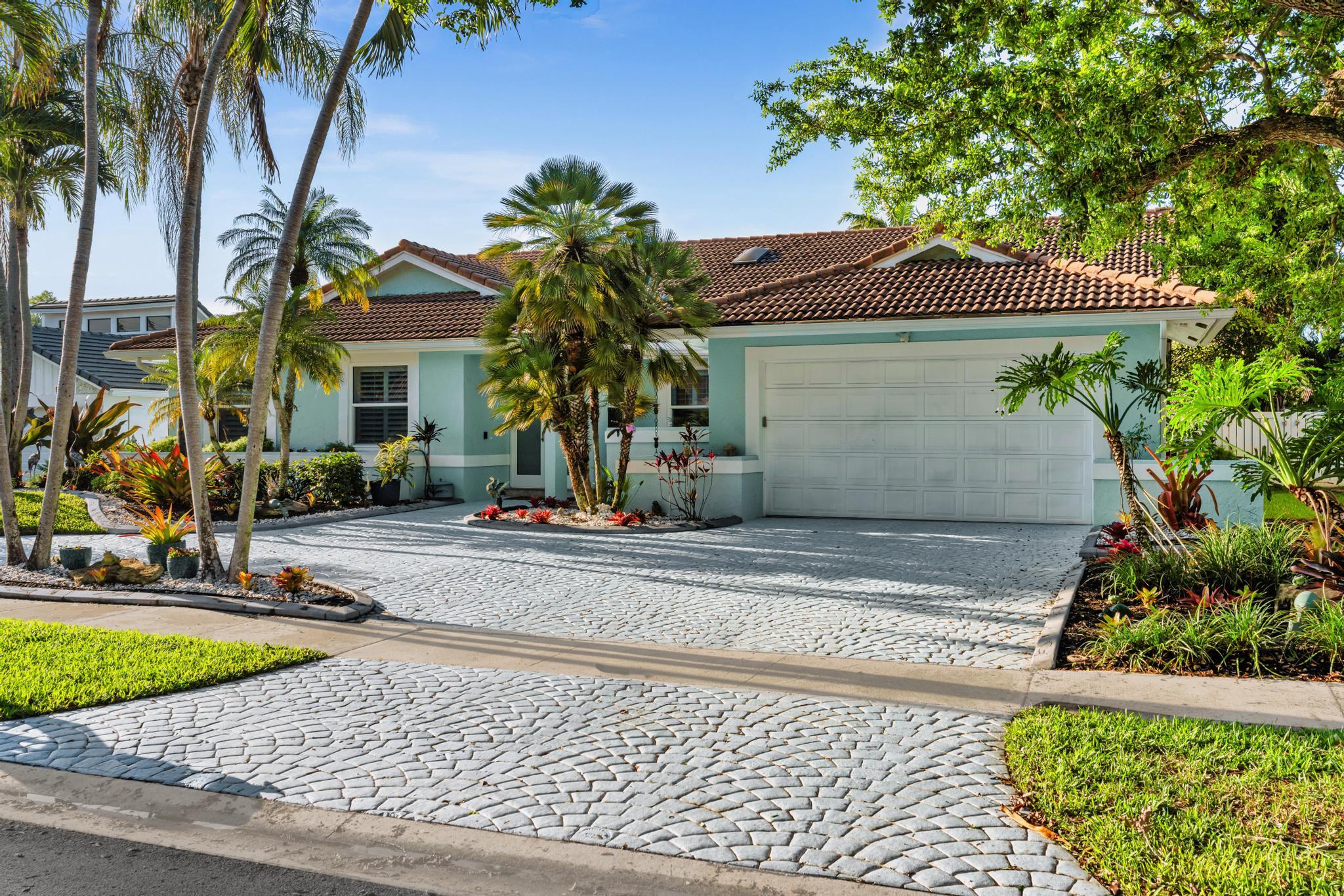 JACARANDA LAKES SECTION ELEVEN - Residential