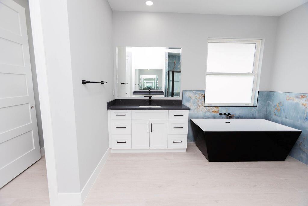 PORT ST LUCIE SECTION 33 - Residential