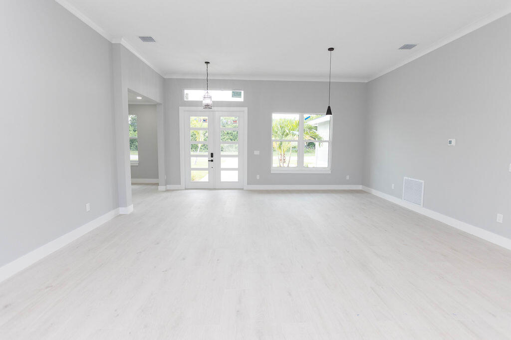 PORT ST LUCIE SECTION 33 - Residential