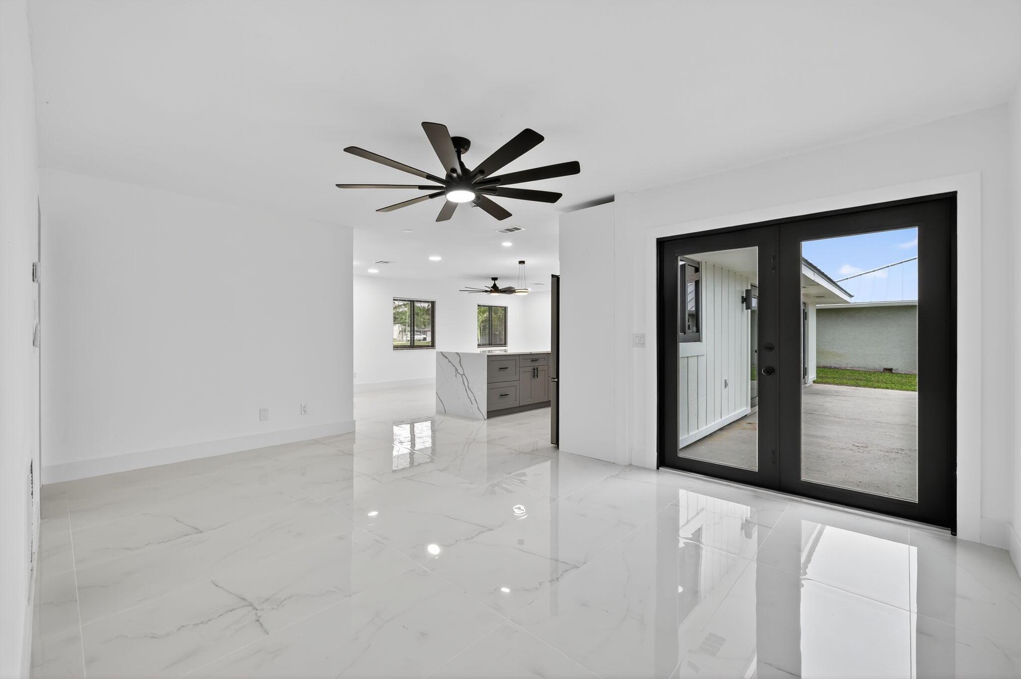 PORT ST LUCIE SECTION 13 - Residential