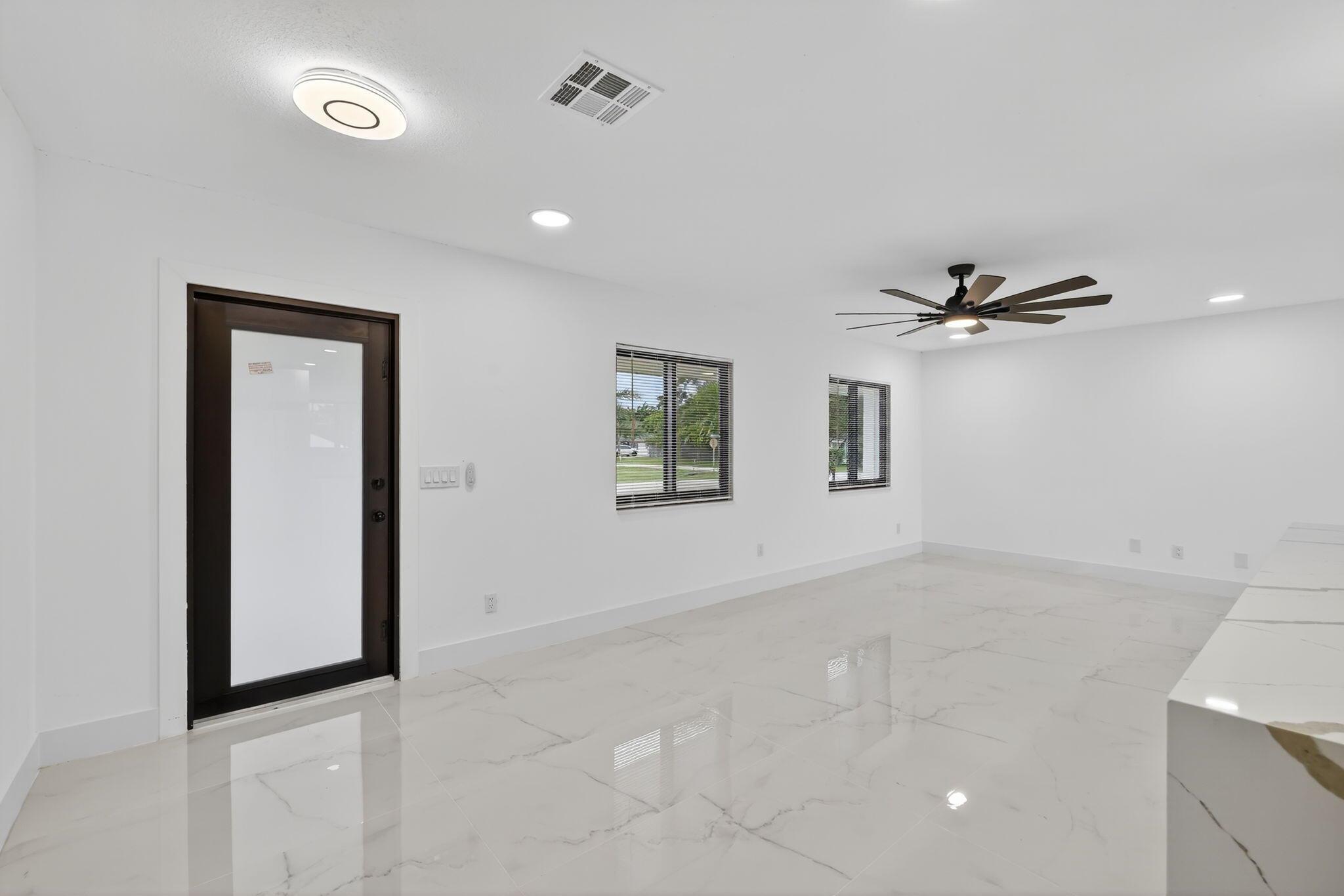 PORT ST LUCIE SECTION 13 - Residential