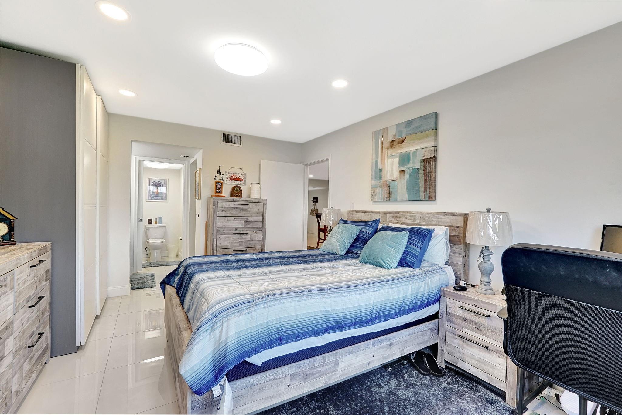 Cambridge IV - Residential