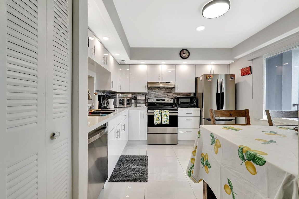 Cambridge IV - Residential