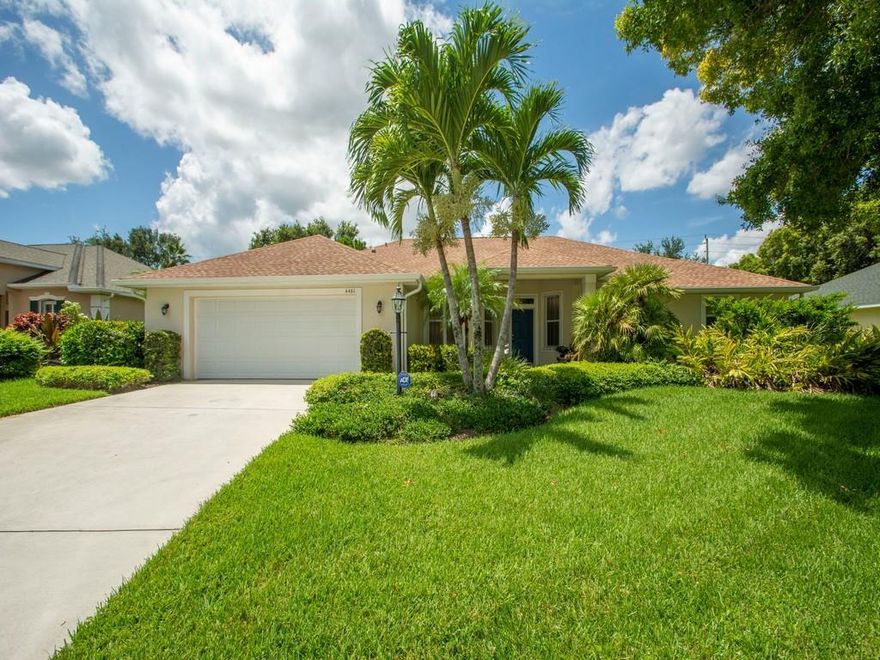 3 bed, 2 bath plus den located in the sought out community of Arbor Trace. This home features an open, split floor plan with a spacious backyard for entertaining. Newer roof(2018), garage door & opener(2018) H/W heated(2015), A/C(2013). Truly a must see.