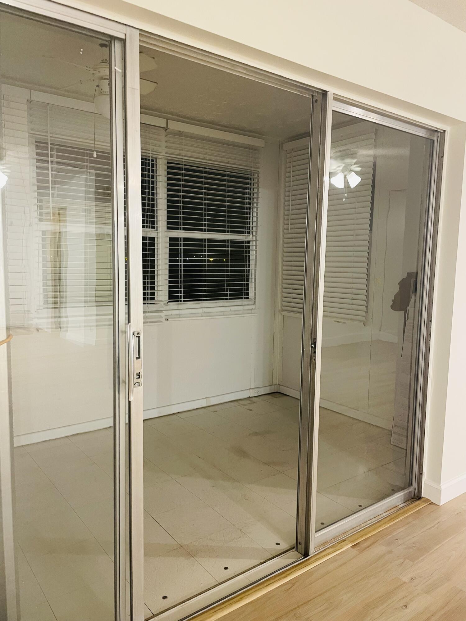 LAKESIDE VILLAGE CONDO 10 - Residential