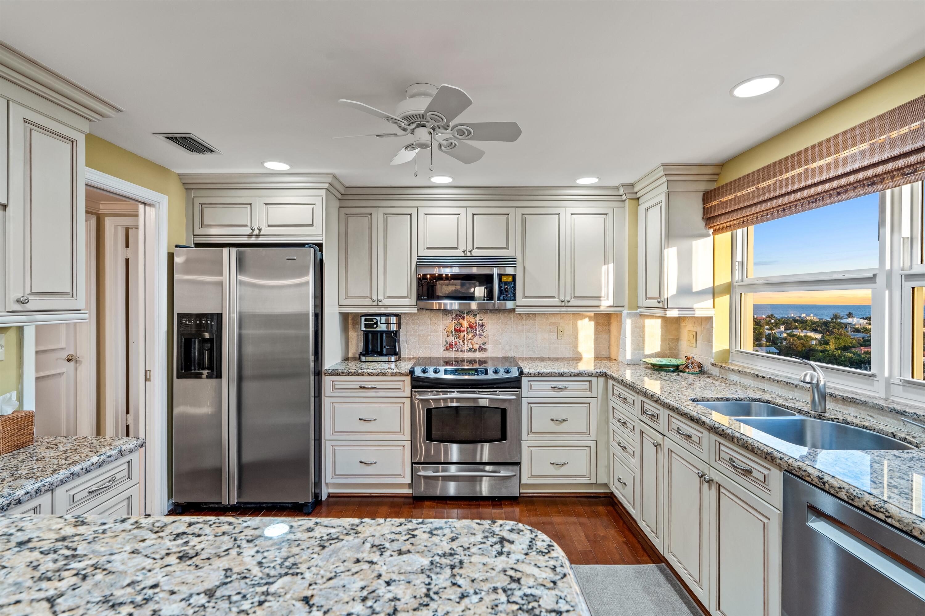 SEAGATE MANOR CONDO - Residential