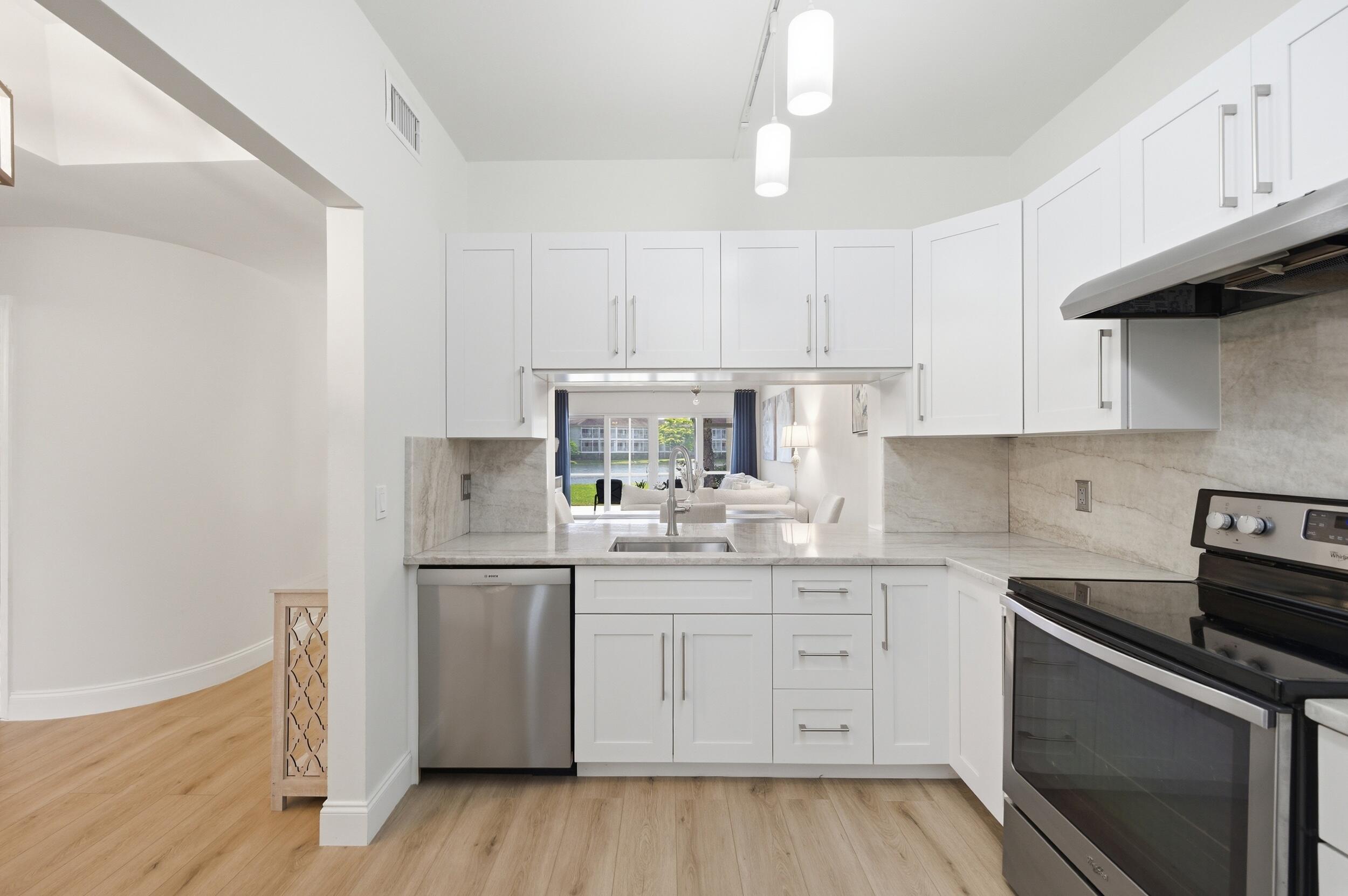 MEADOWBROOK AT PGA CONDO - Residential