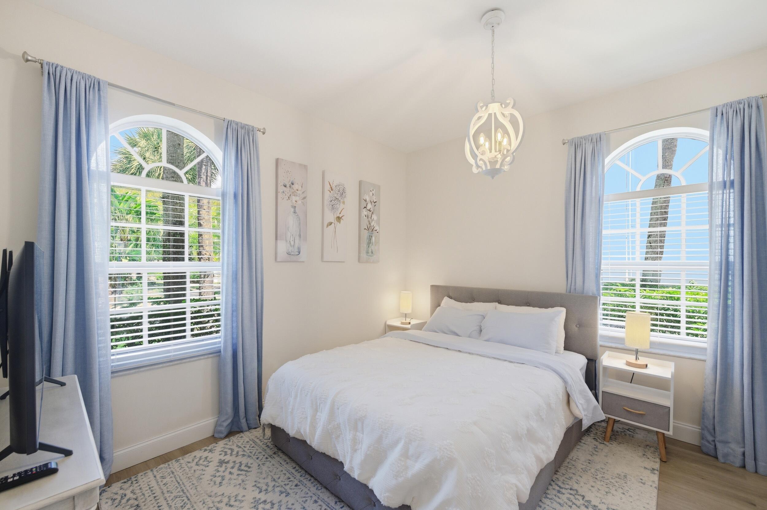 MEADOWBROOK AT PGA CONDO - Residential