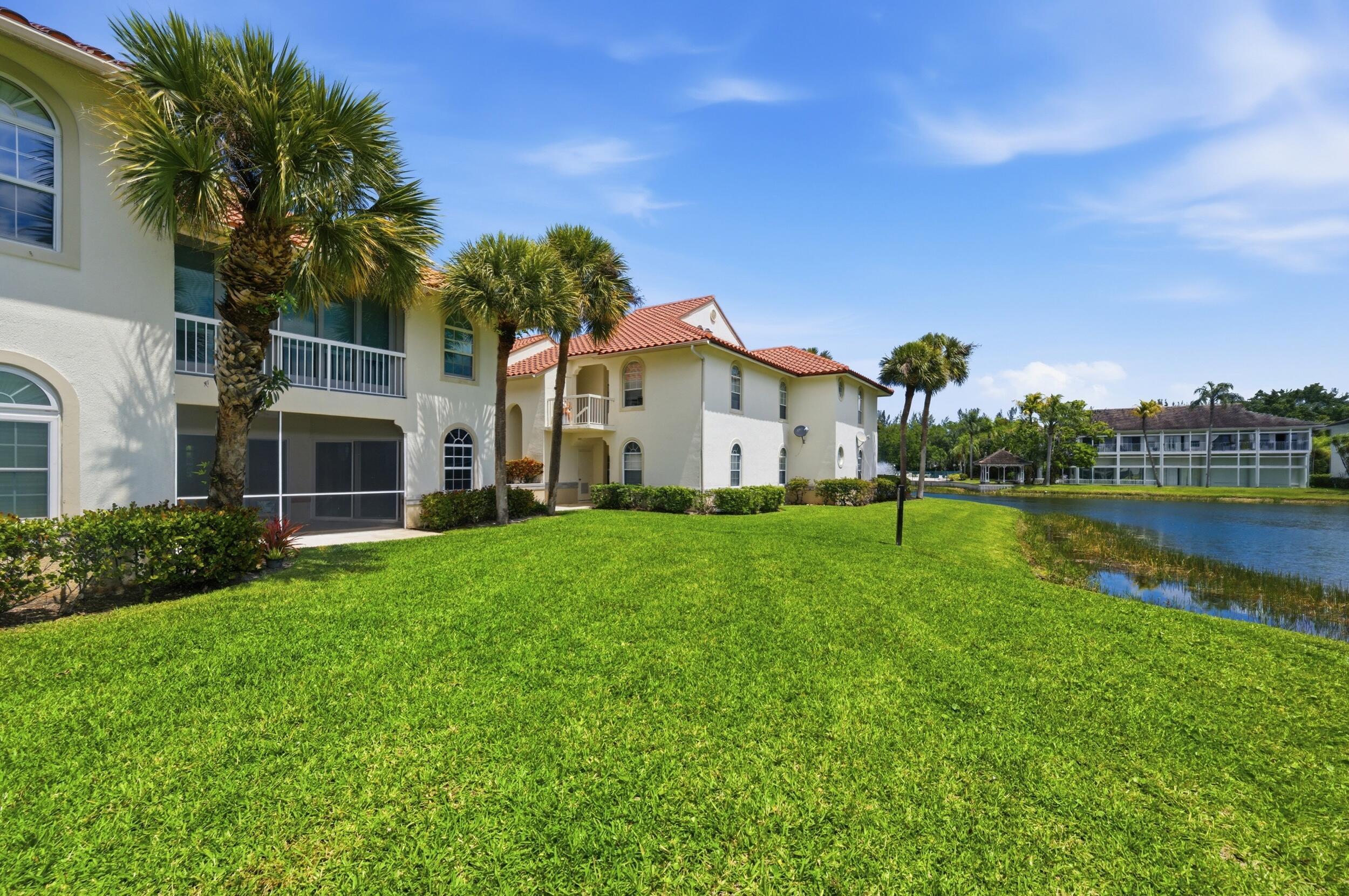 MEADOWBROOK AT PGA CONDO - Residential