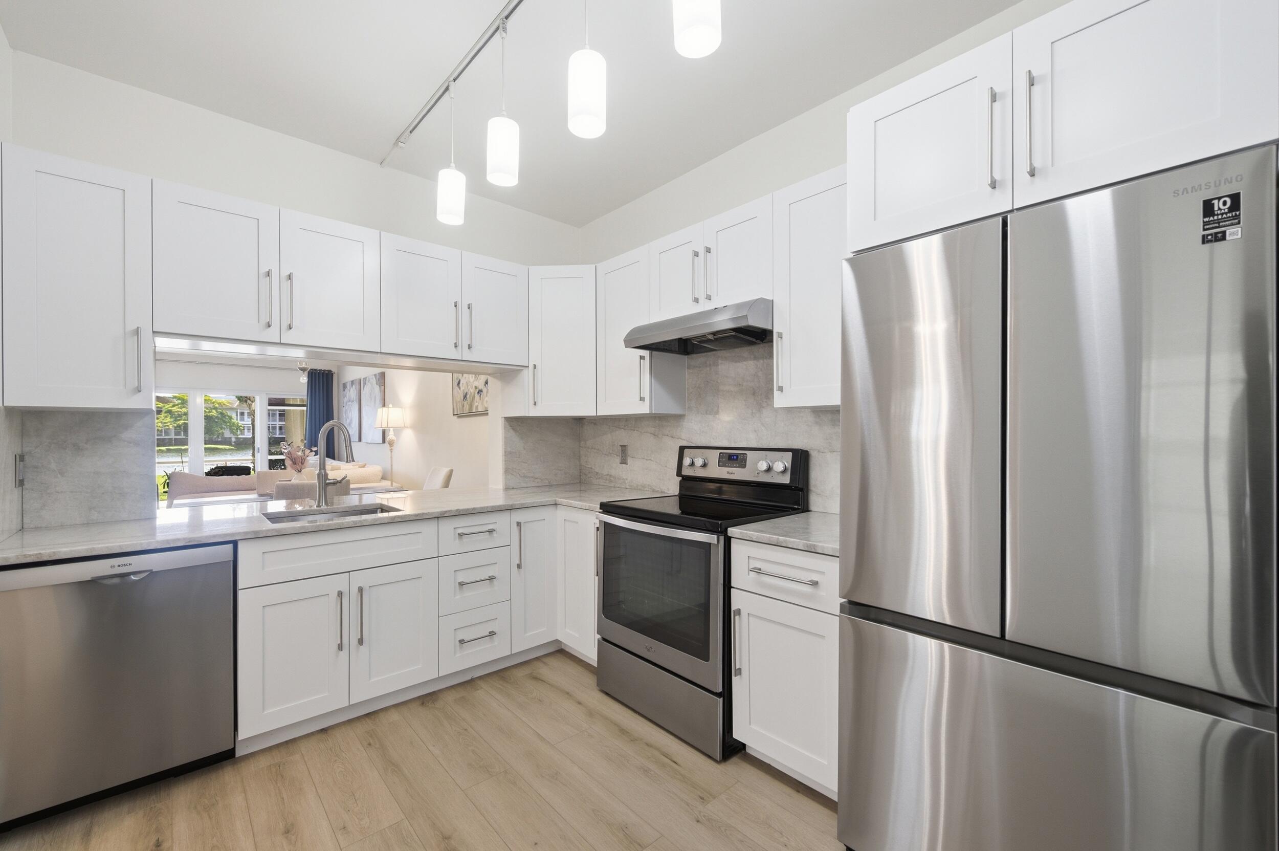 MEADOWBROOK AT PGA CONDO - Residential