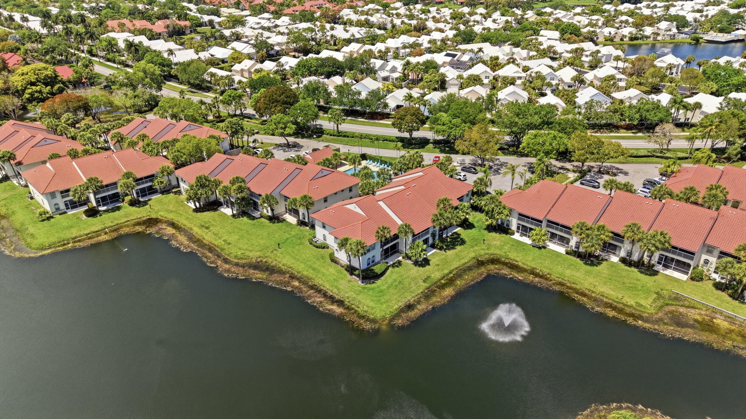 MEADOWBROOK AT PGA CONDO - Residential