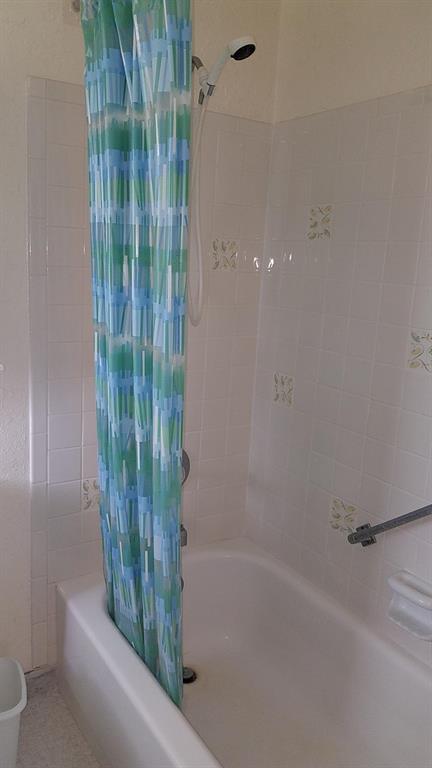 COUNTRY MANORS CONDO - Residential