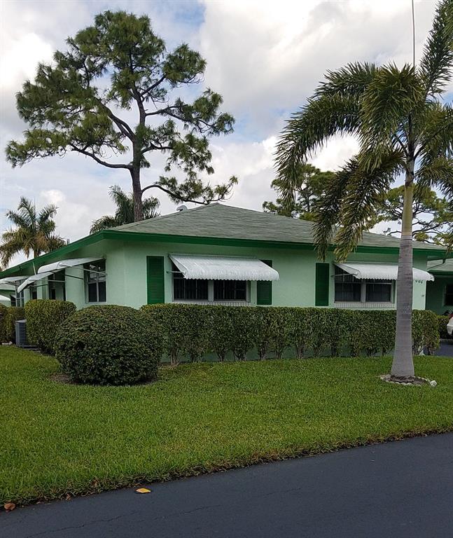 COUNTRY MANORS CONDO - Residential