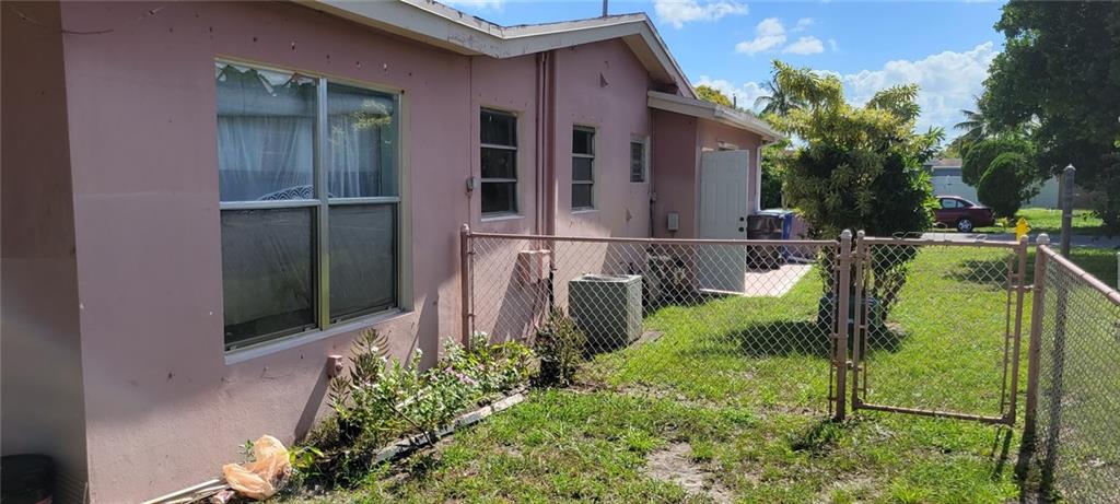 Lauderdale Lakes North Ga - Residential