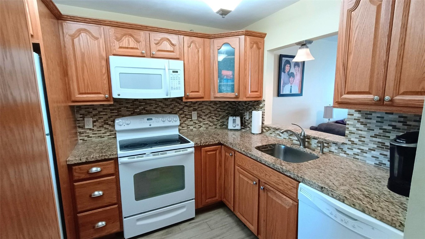 Island Club - Residential