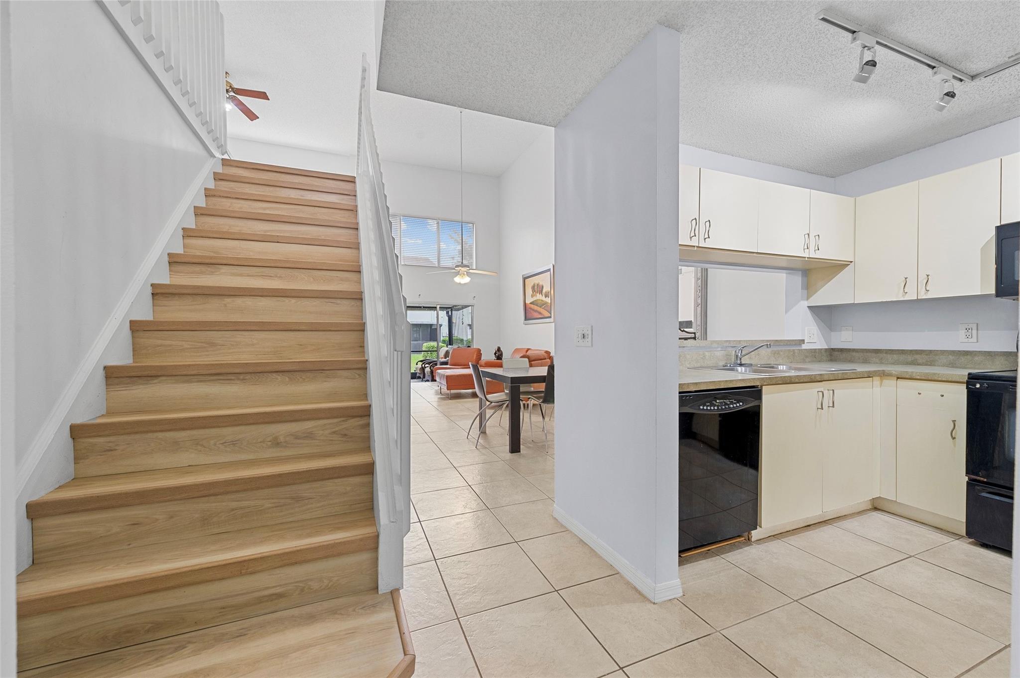 Fairway Views - Residential