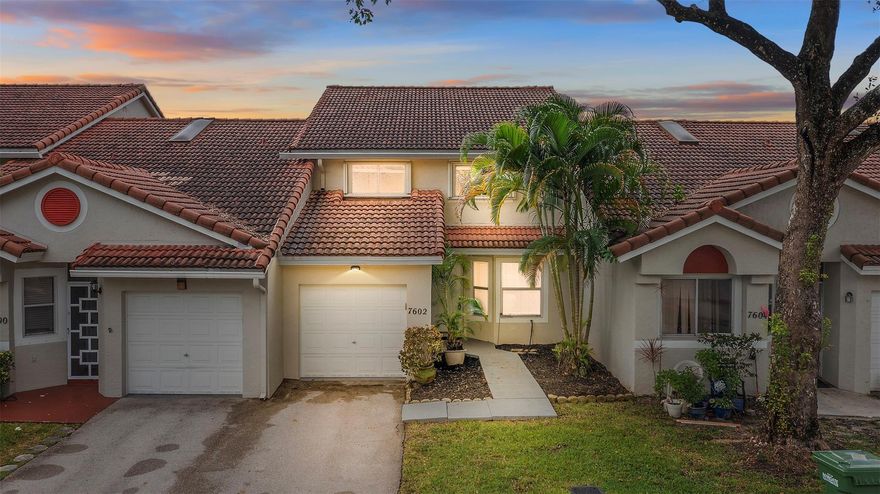 Step into this spacious 4-bedroom, 2.5-bath townhouse in a beautifully maintained neighborhood (LOW HOA FEES). Featuring soaring high ceilings and a smart, open layout, this home offers both comfort and style. The master suite is conveniently located on the first floor, complete with wood flooring and a walk-in closet. Upstairs, you’ll find additional bedrooms, a versatile loft, and upgraded vinyl plank flooring. Enjoy your mornings or evenings on the screened-in patio, perfect for relaxing or entertaining. The home also includes a private 1-car garage plus your own driveway for additional parking, along with an in-unit washer and dryer for ultimate convenience. With its bright interiors, functional design, and great location, this home checks all the boxes for modern townhouse living.