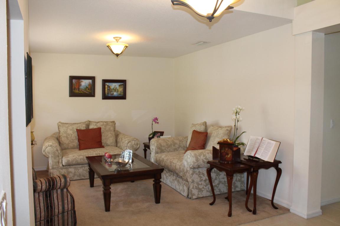 PORT ST LUCIE SECTION 8 - Residential Lease