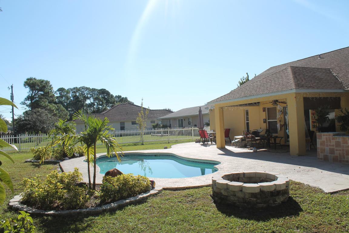 PORT ST LUCIE SECTION 8 - Residential Lease