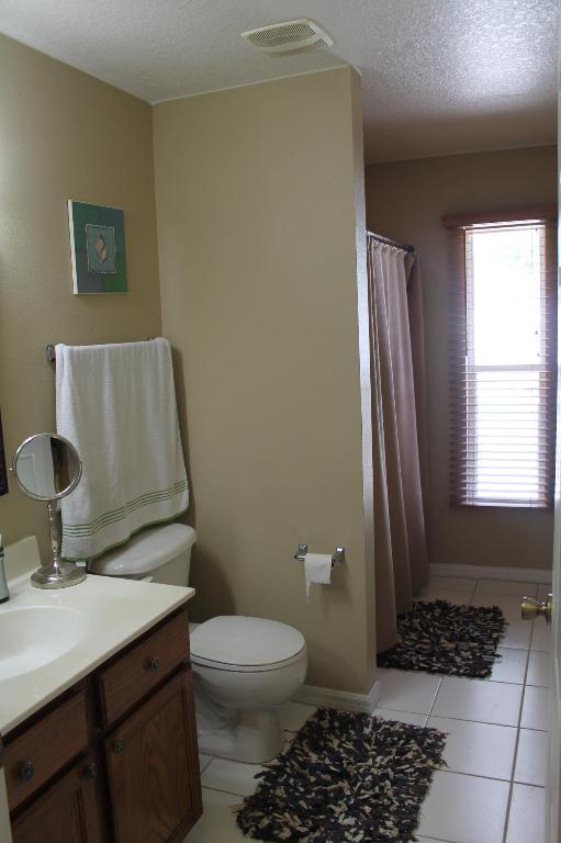 PORT ST LUCIE SECTION 8 - Residential Lease