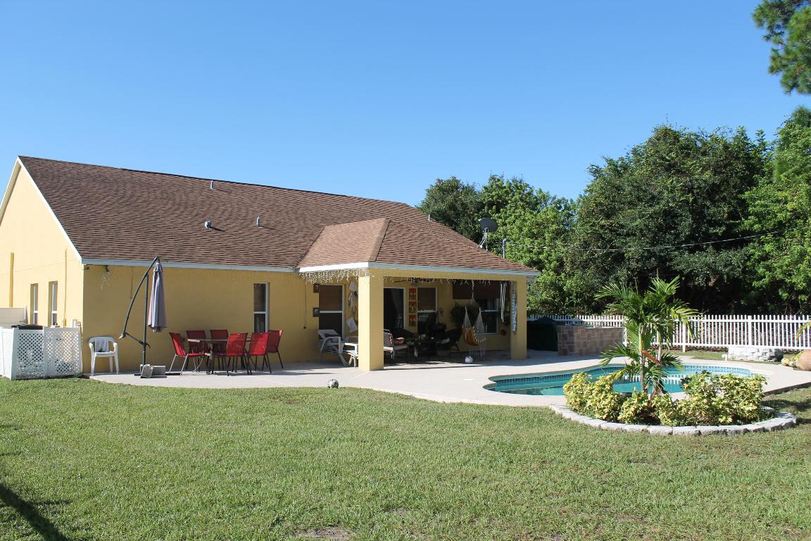 PORT ST LUCIE SECTION 8 - Residential Lease