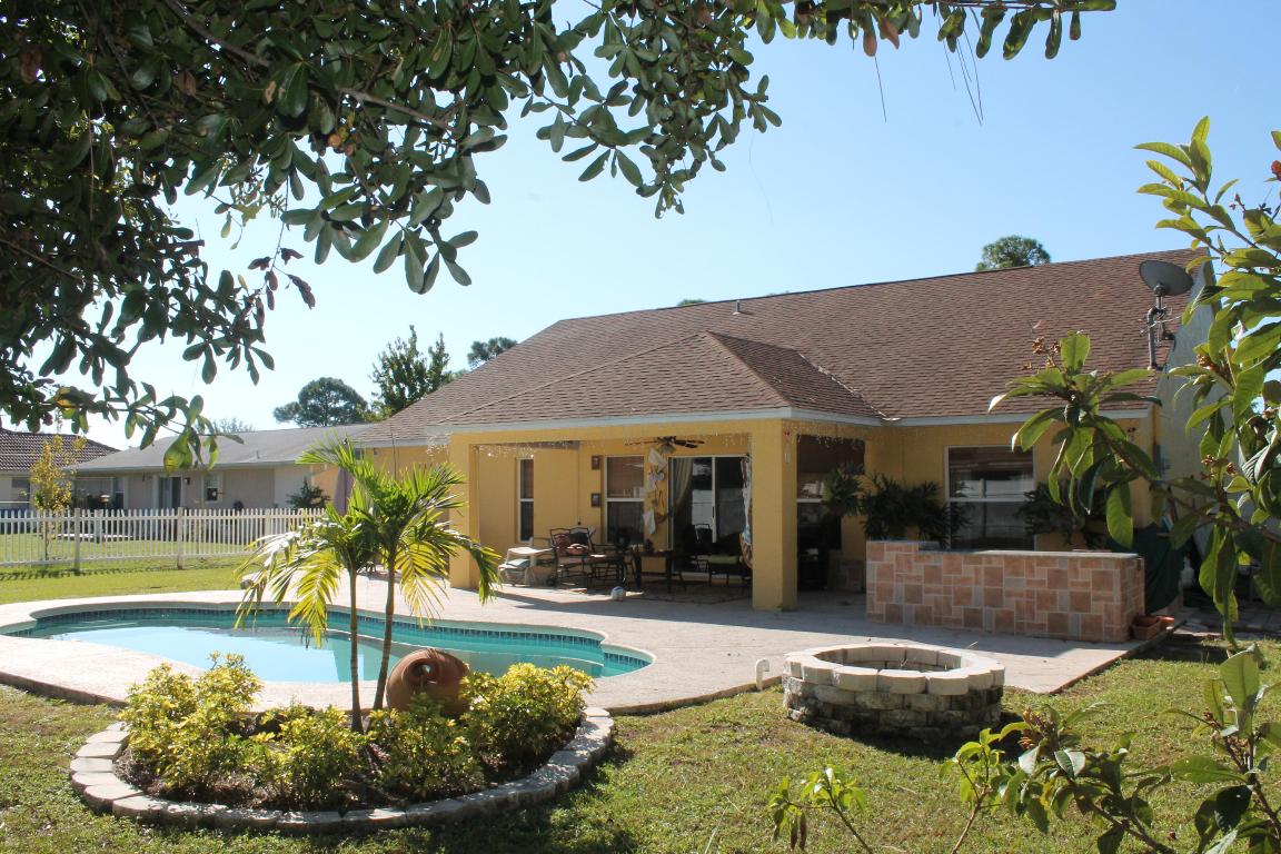 PORT ST LUCIE SECTION 8 - Residential Lease