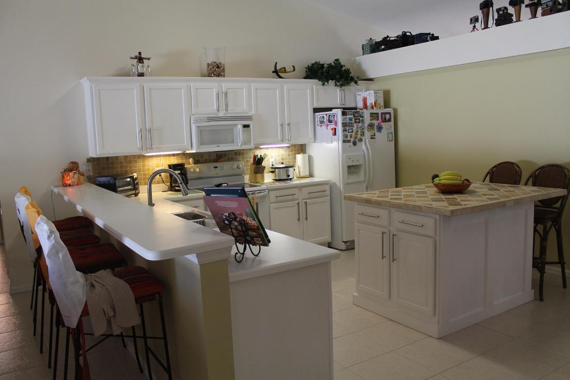 PORT ST LUCIE SECTION 8 - Residential Lease