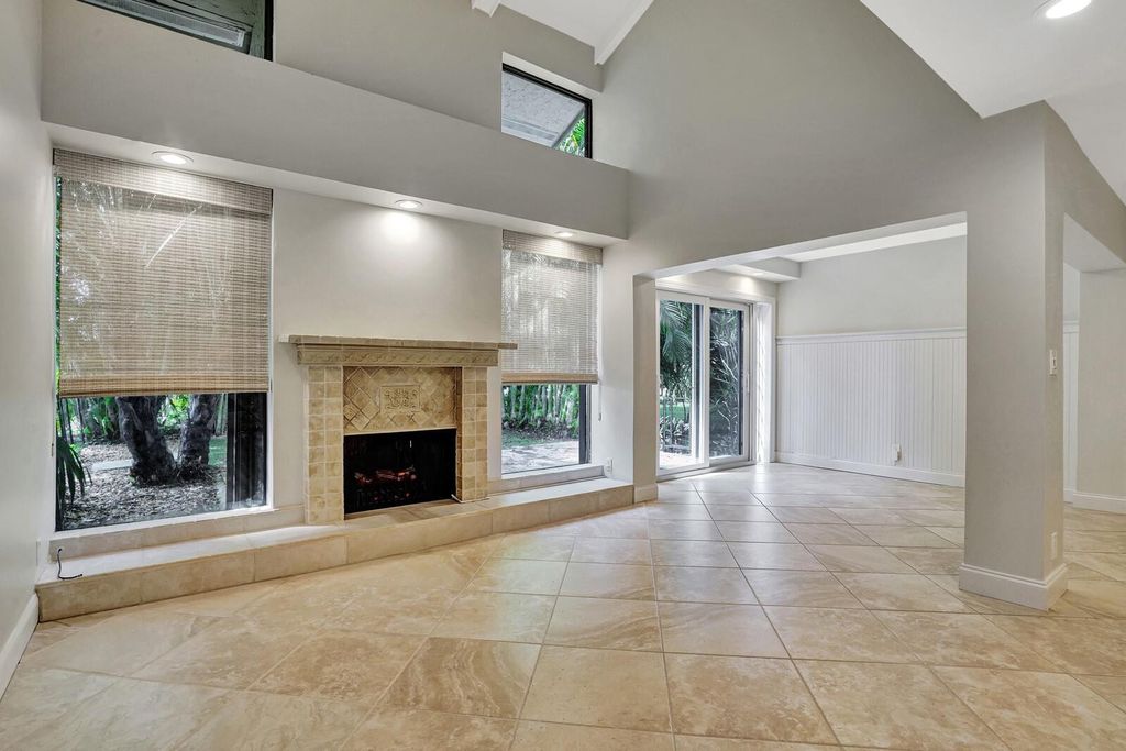 Photo of 6012 Glendale Drive, Boca Raton, FL 33433 (MLS # F10509659)