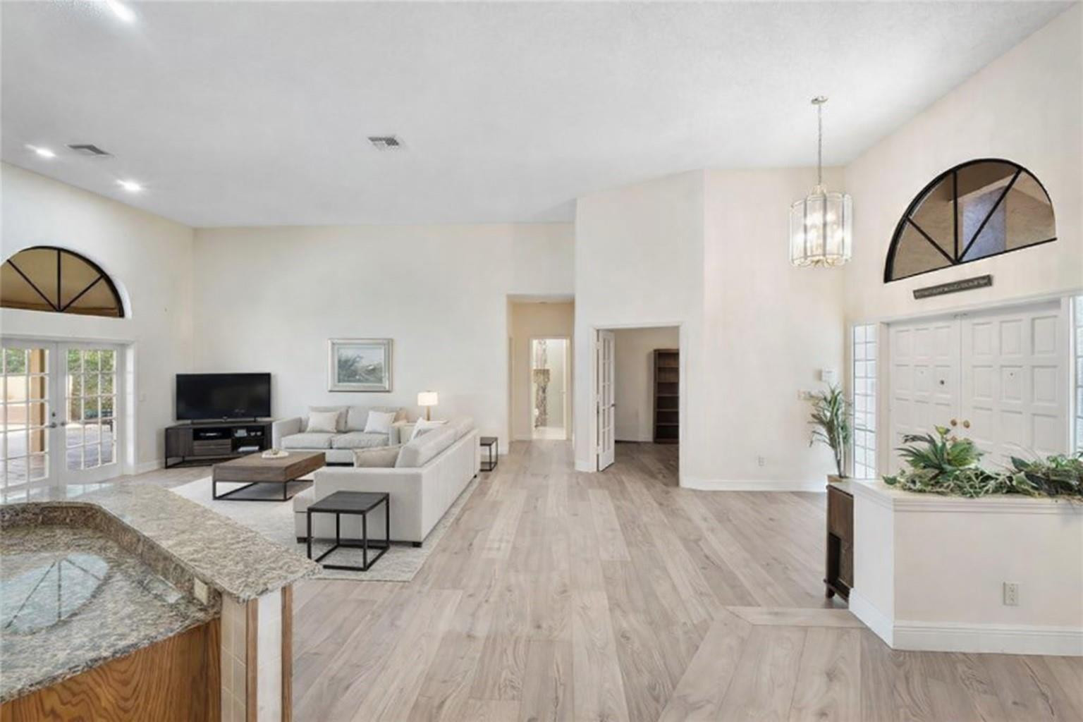 EAGLE TRACE ESTATES - Residential