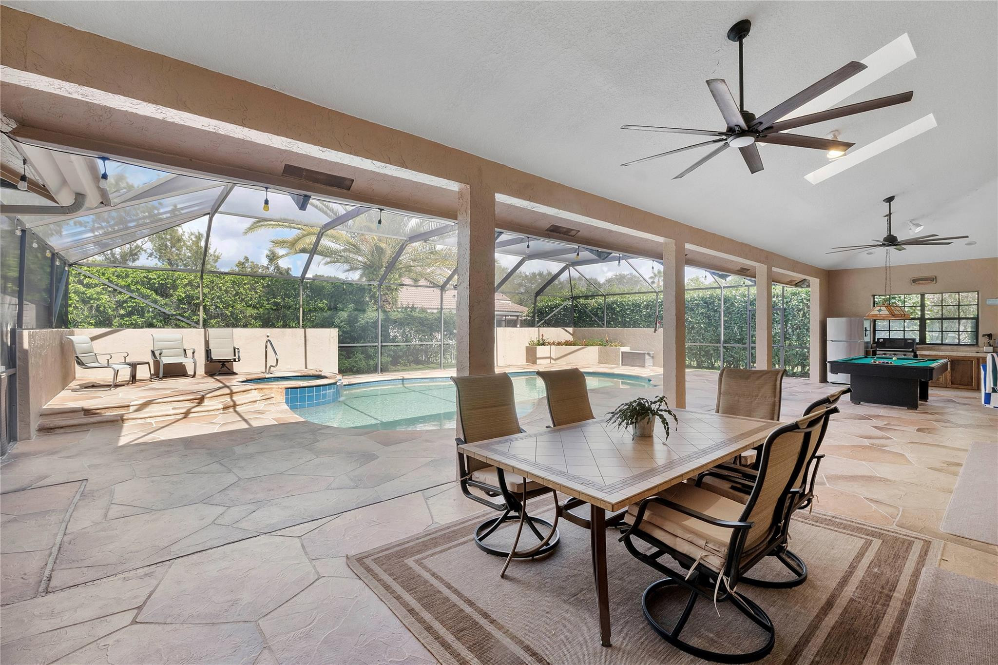 EAGLE TRACE ESTATES - Residential