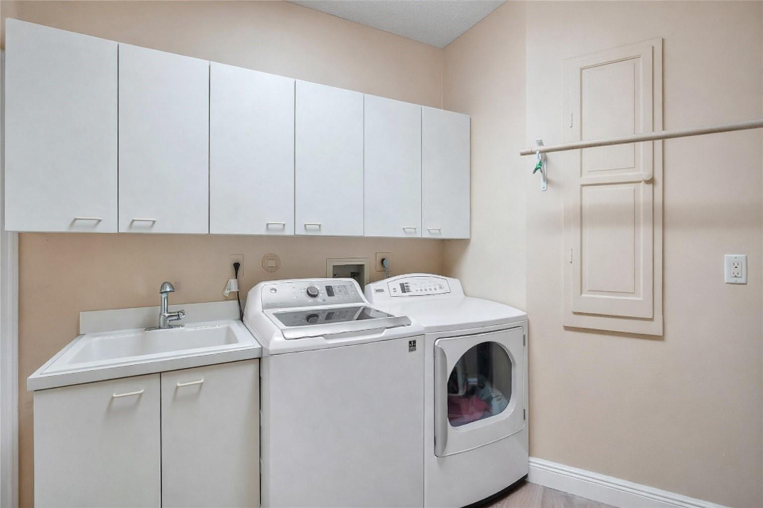 EAGLE TRACE ESTATES - Residential