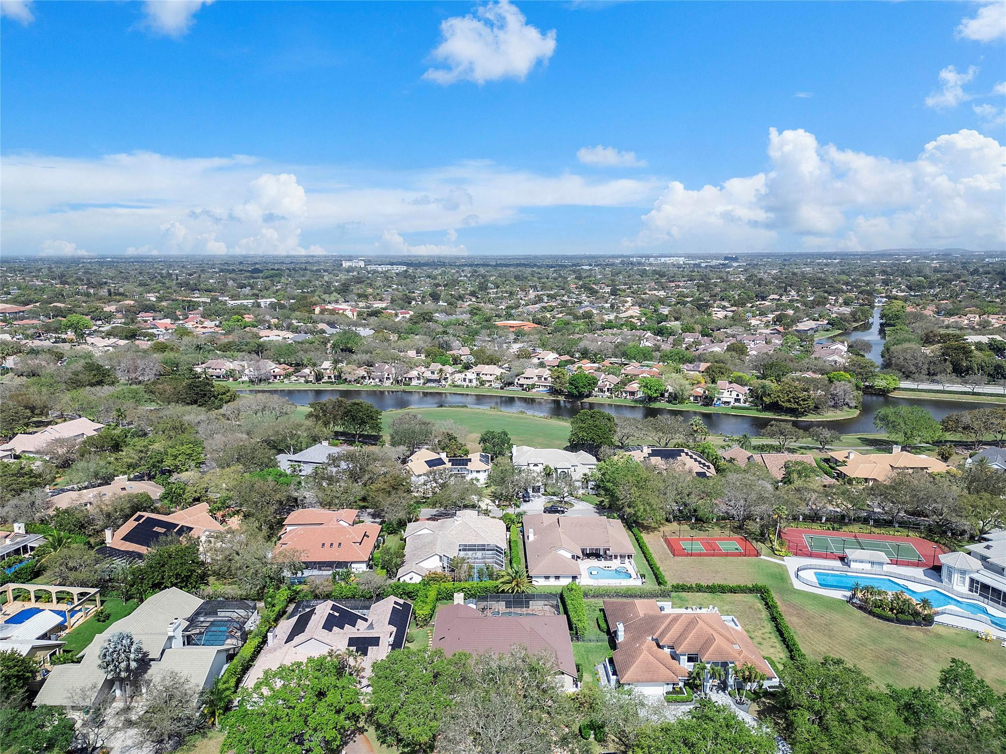 EAGLE TRACE ESTATES - Residential