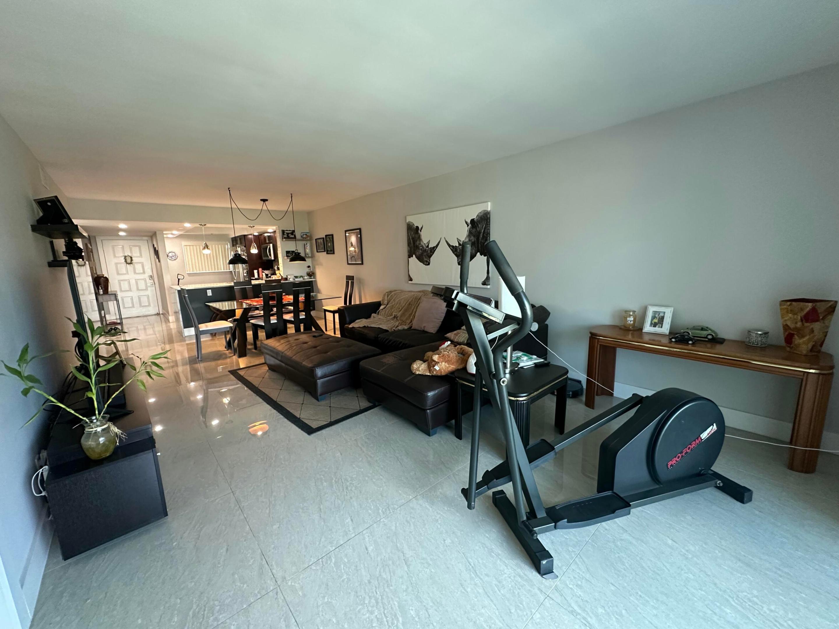 BARRINGTON AT POINCIANA CONDO - Residential