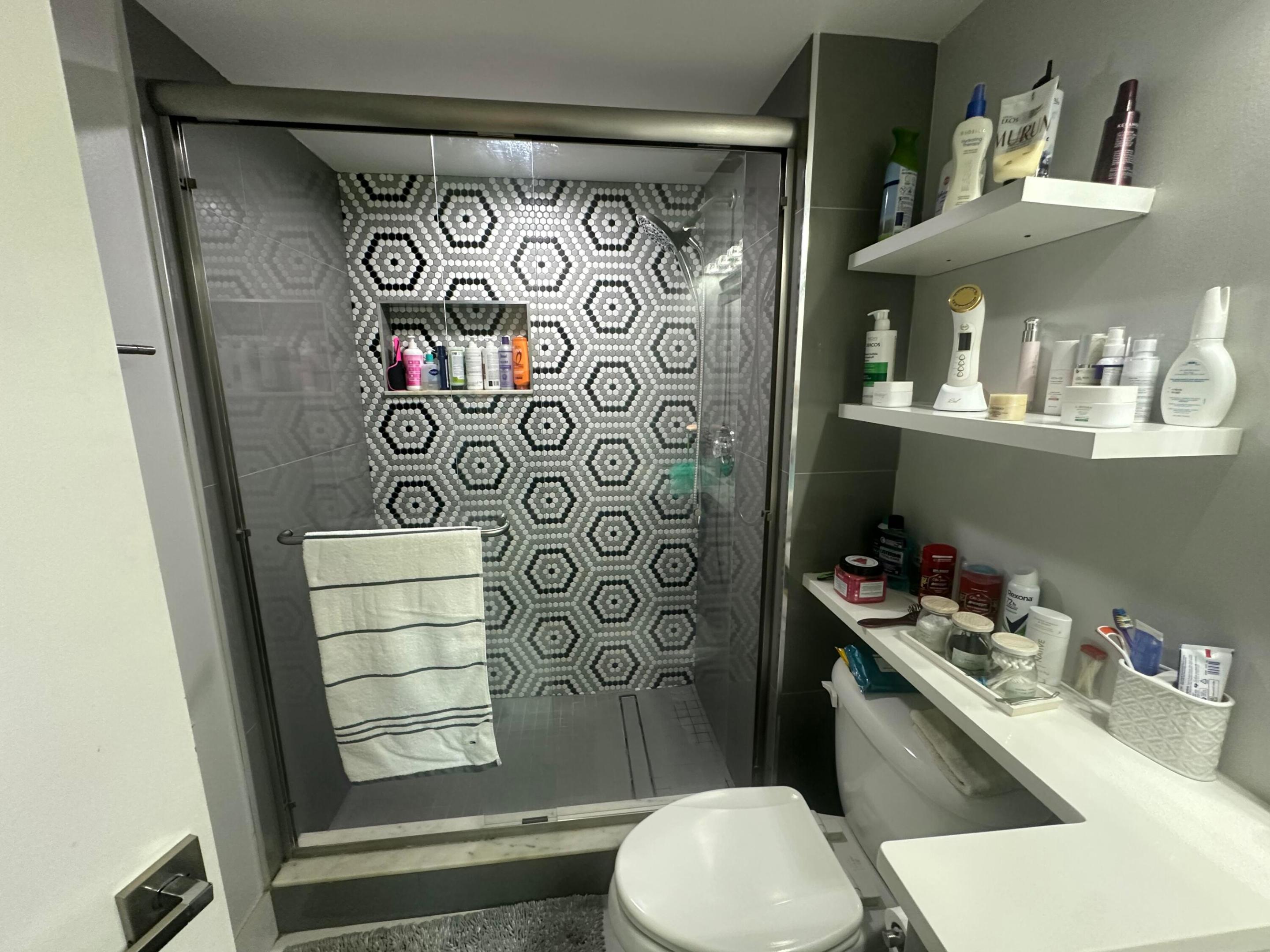 BARRINGTON AT POINCIANA CONDO - Residential