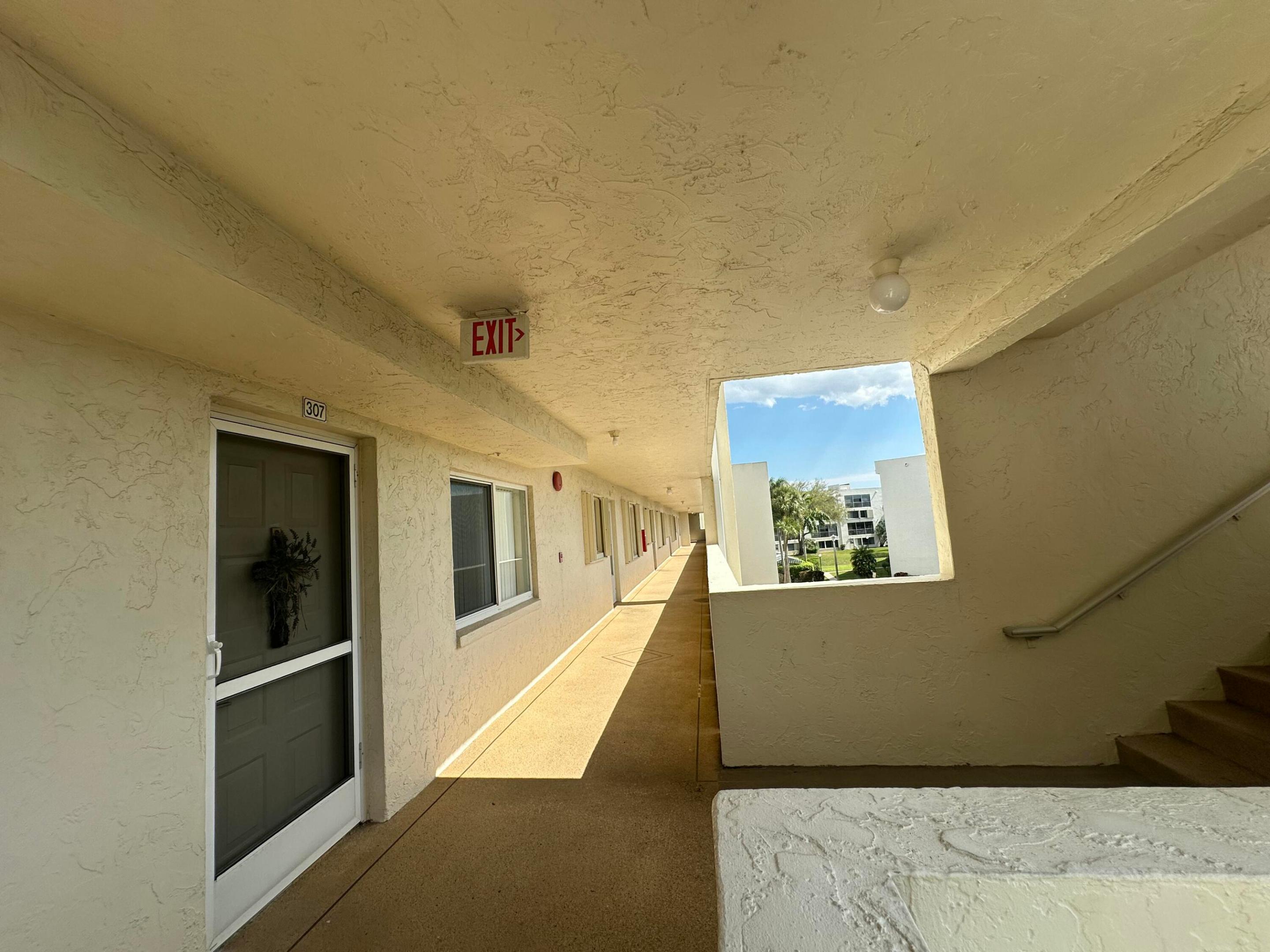 BARRINGTON AT POINCIANA CONDO - Residential