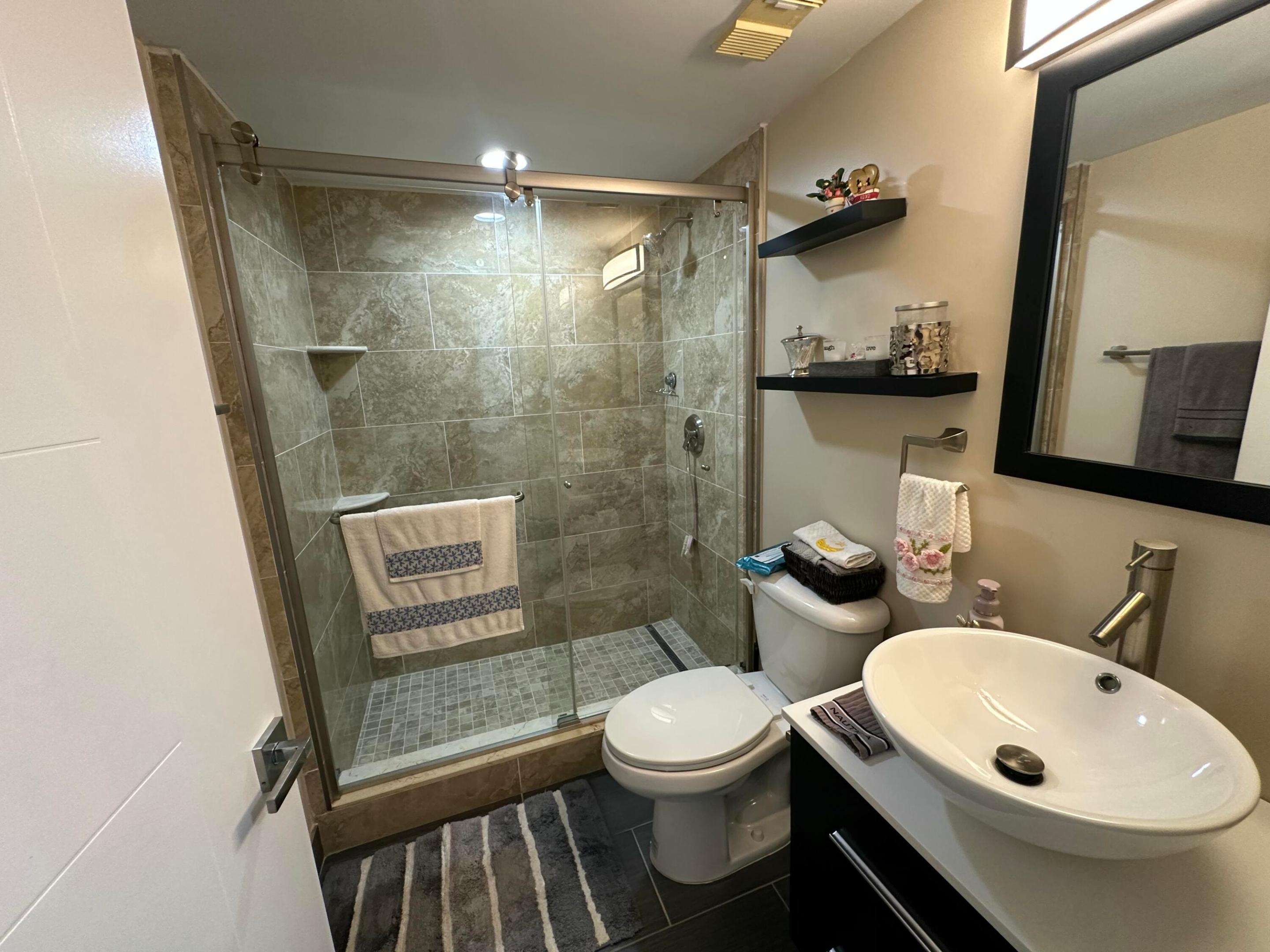 BARRINGTON AT POINCIANA CONDO - Residential