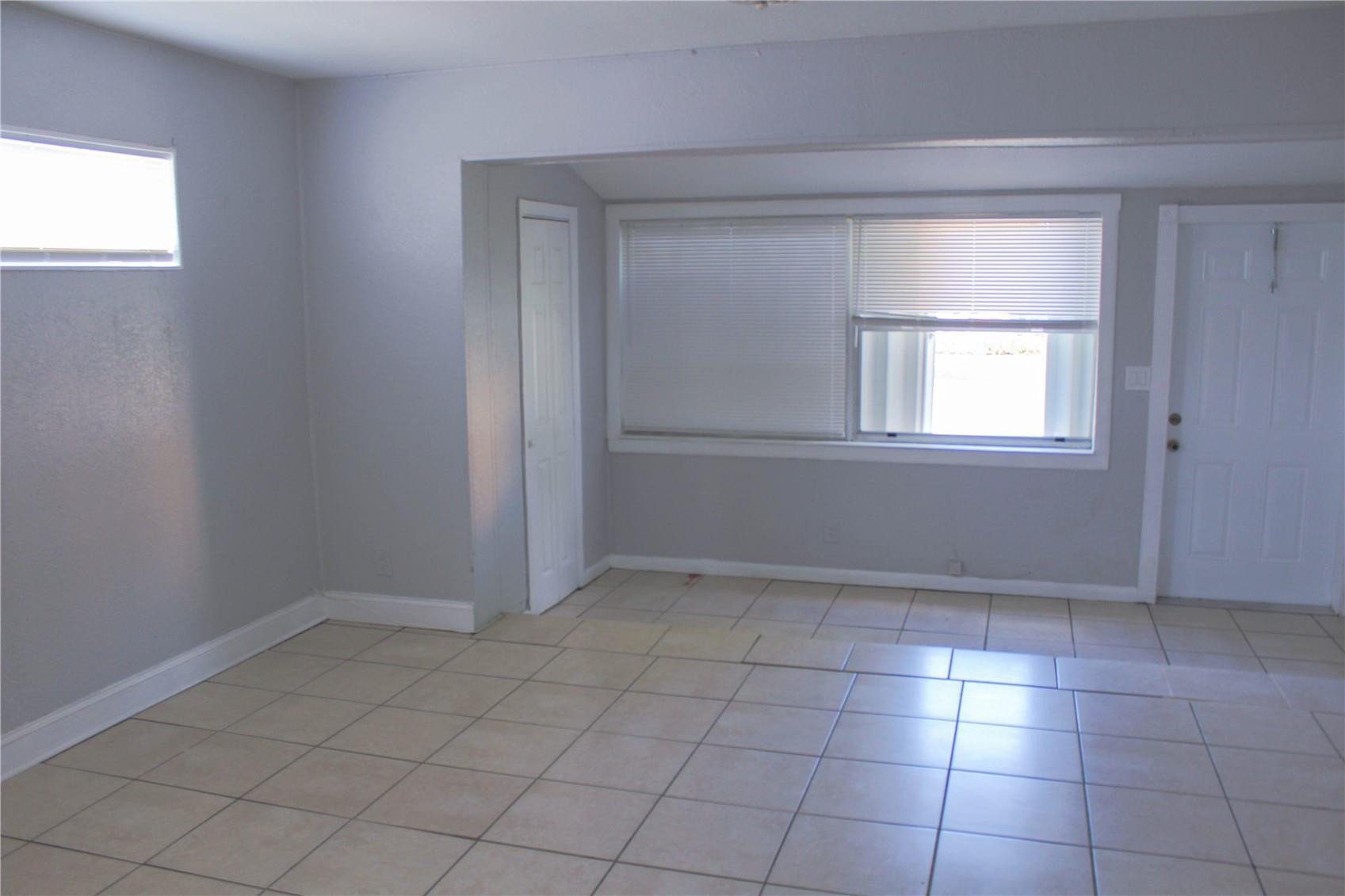 BUCHANAN CENTER - Residential Lease