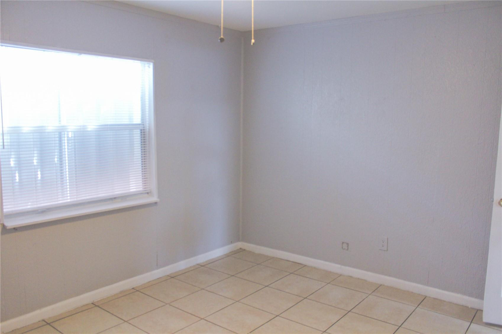 BUCHANAN CENTER - Residential Lease