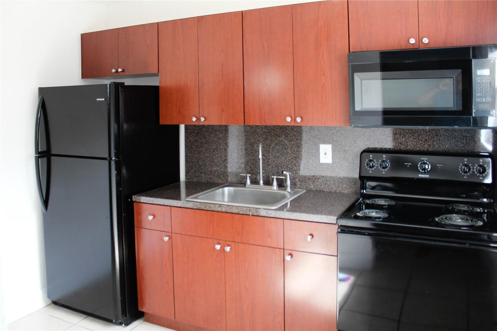 BUCHANAN CENTER - Residential Lease