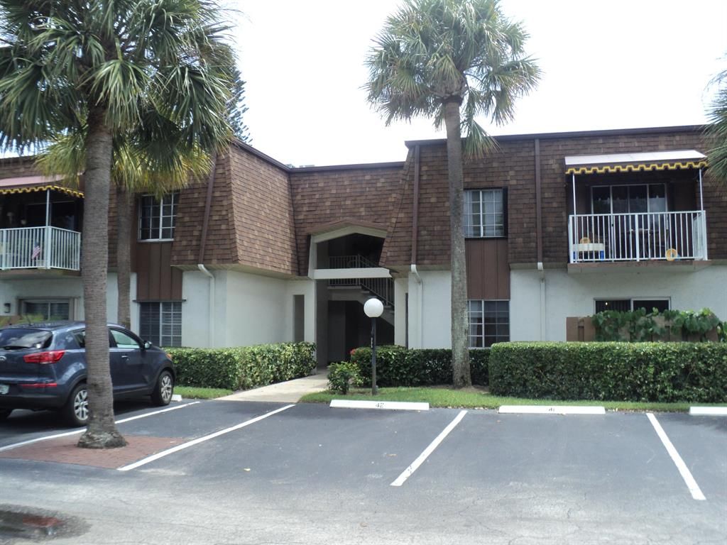 Photo of 950 S Kanner Highway #E31, Stuart, FL 34994 (MLS # R10778728)