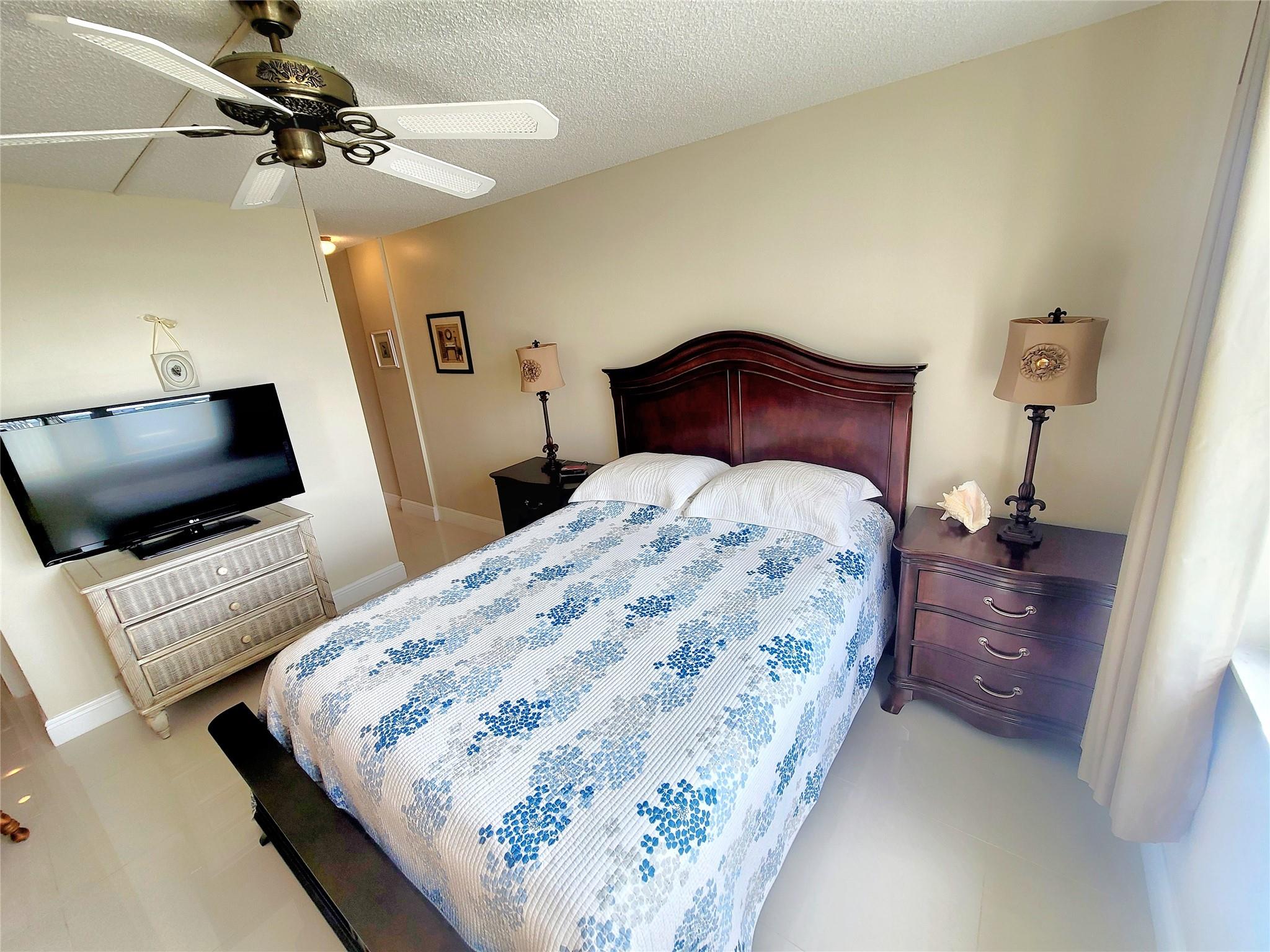 TRADEWINDS OF POMPANO - Residential Lease