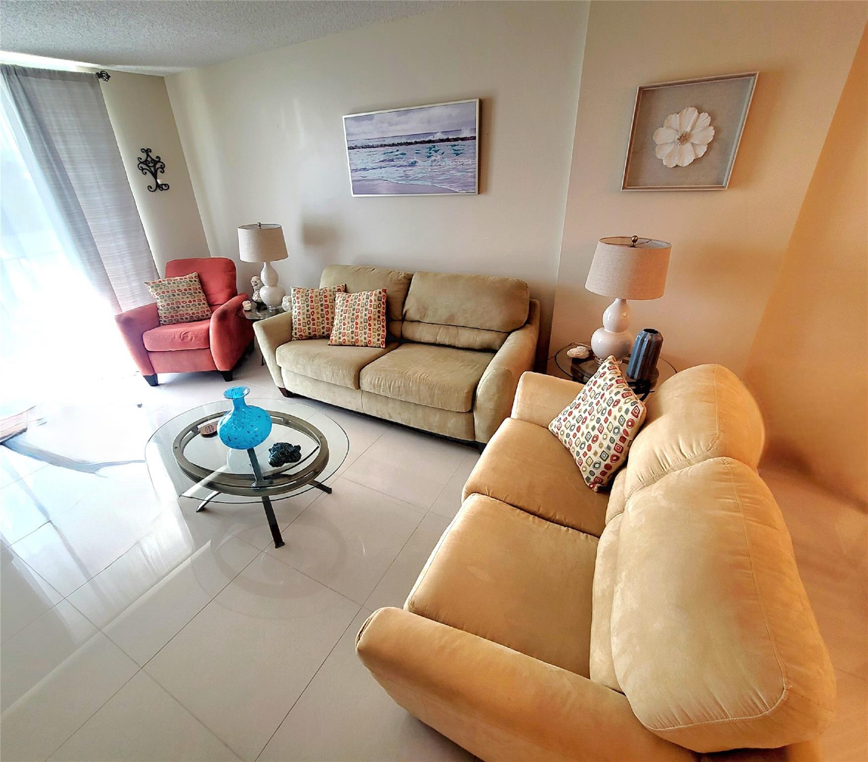 TRADEWINDS OF POMPANO - Residential Lease