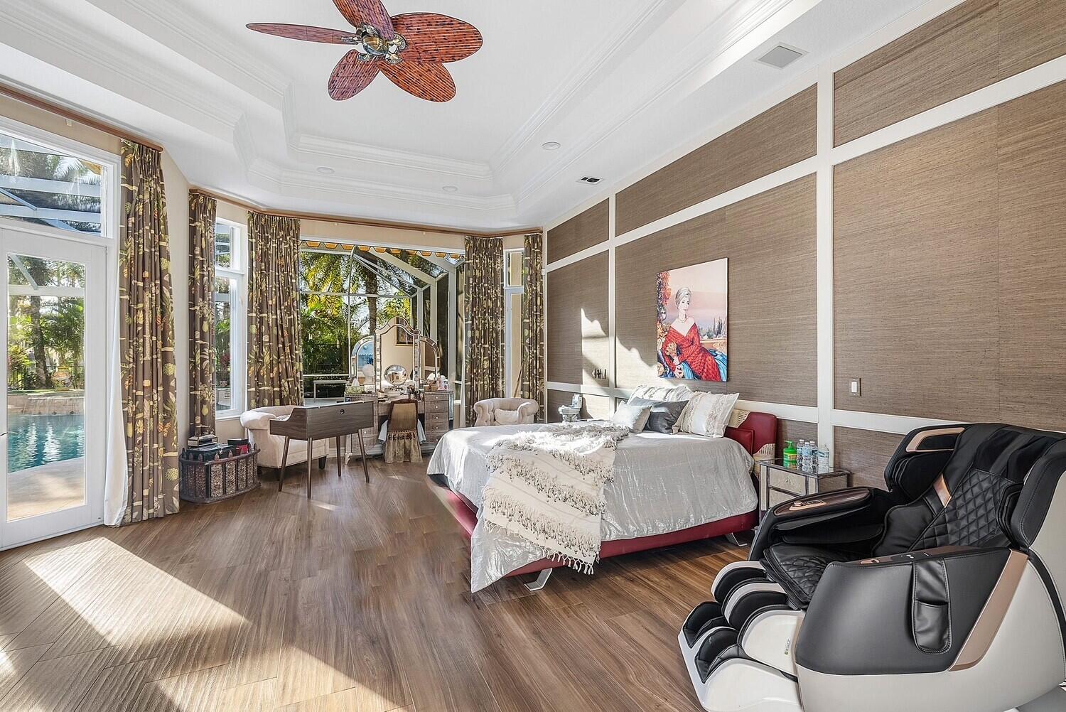 BREAKERS WEST 11 - Residential