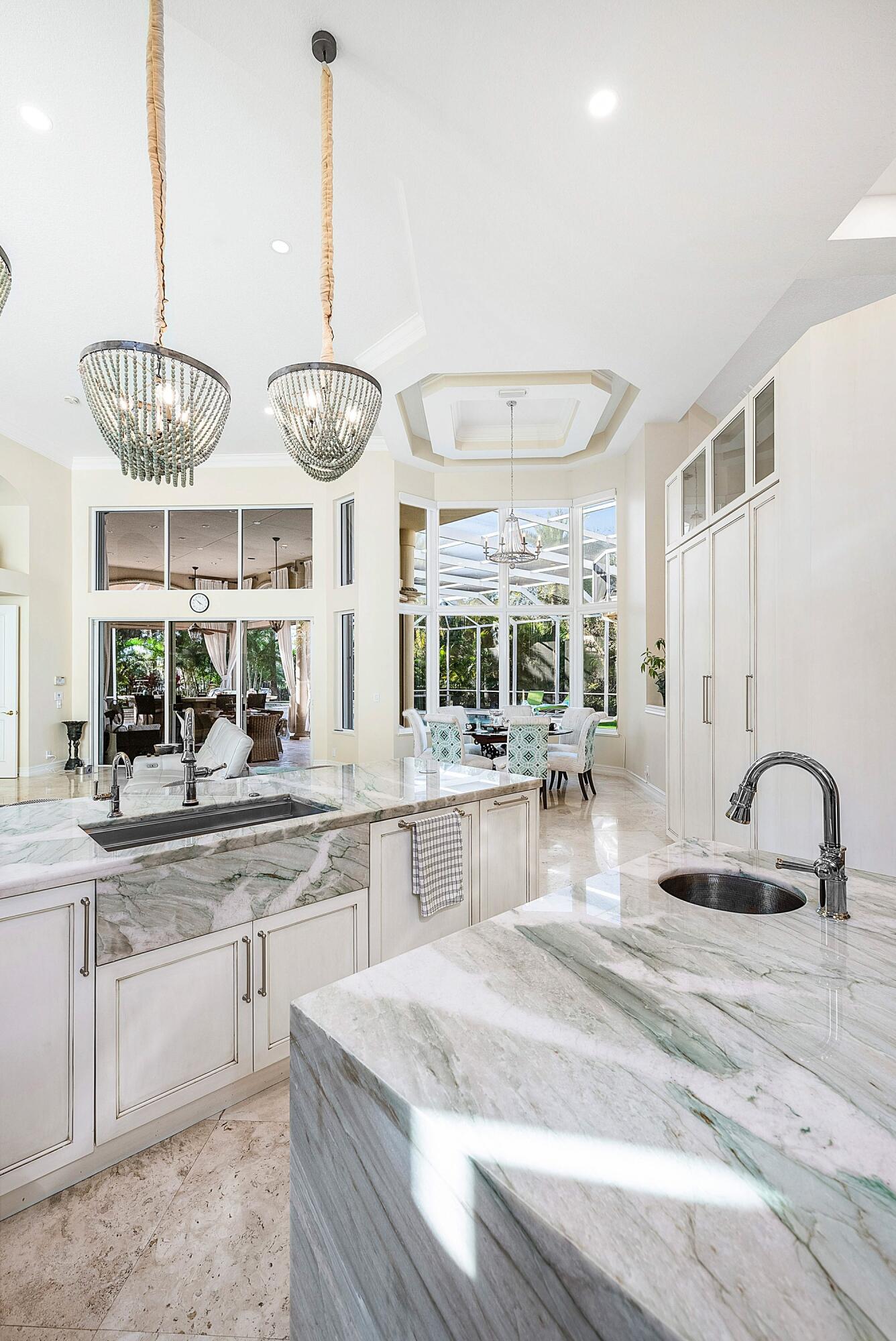 BREAKERS WEST 11 - Residential