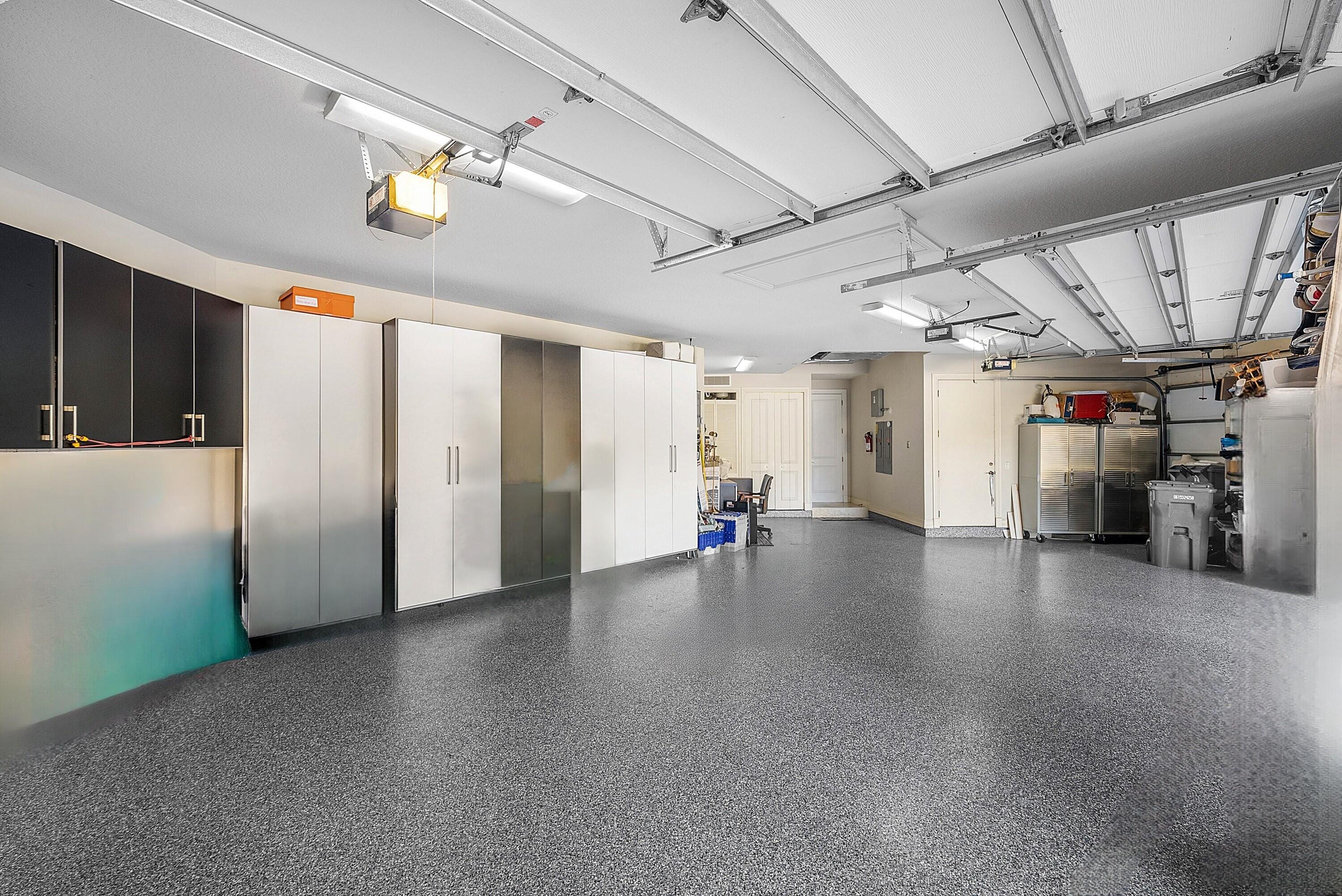 BREAKERS WEST 11 - Residential