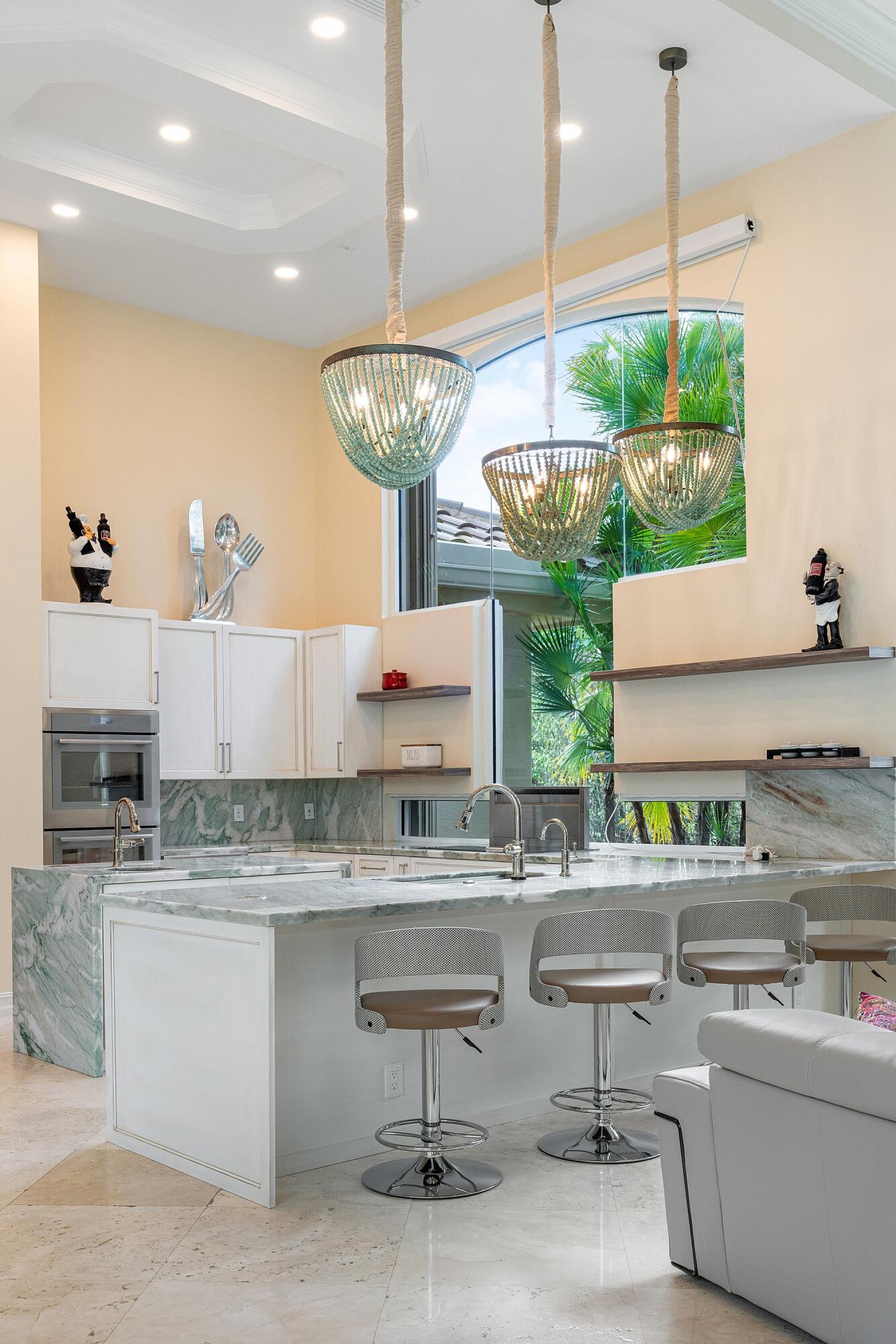 BREAKERS WEST 11 - Residential