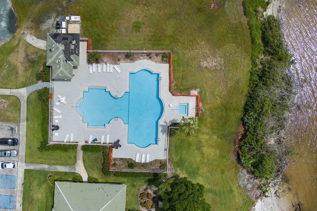 listing image 80