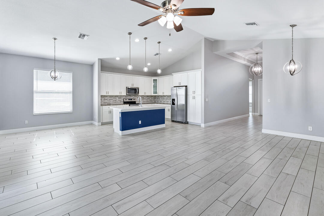 PORT ST LUCIE SECTION  31 - Residential