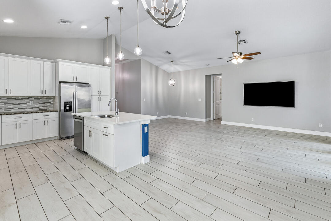 PORT ST LUCIE SECTION  31 - Residential